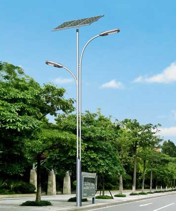 鄉(xiāng)鎮(zhèn)道路7米太陽(yáng)能路燈 